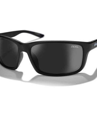 Zeal Optics Confluence SunglassesMatte Black/Dark Grey Polarised Lenses