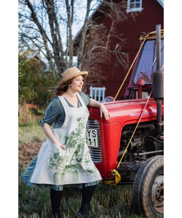 Emma Sjodin: Apron Hydrangea in Green