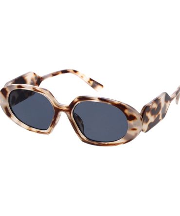 80169 Women’s Plastic Medium Chunky Oval Frame
