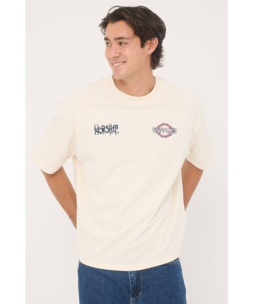 Worship Wreath Oversize Tee Zine