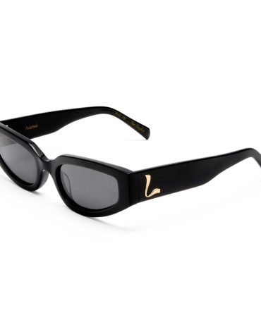 The Hayley 2531780 black/smoke mono polarised lens